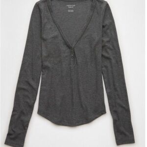 American Eagle Outfitters Charcoal Long Sleeve Tee